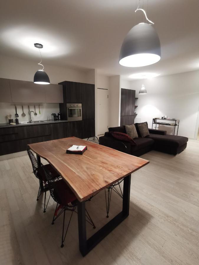 La Casa Di Greta Apartment มอนซา ภายนอก รูปภาพ